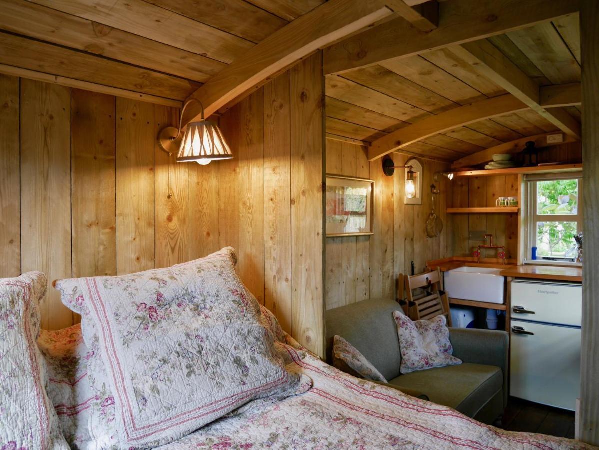 The Wayside Shepherd Hut Beaulieu Exterior foto